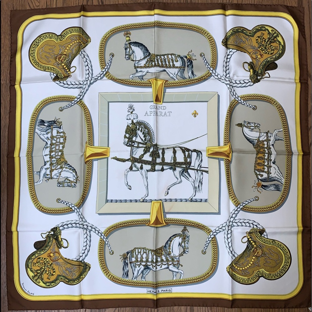 Hermès Vintage “Grand Apparat” 100% Silk Scarf